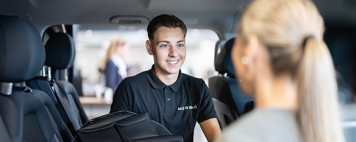 Lehrstelle Detailhandelsfachmann/-frau EFZ Gestalten von Einkaufserlebnissen Automobil After-Sales 2027, 1. Bild